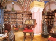 Бесплатные экскурсии по выставке книжных шедевров в Петербурге