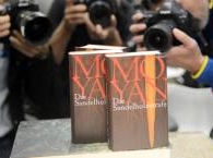 Китайцы раскупили все книги нобелевского лауреата Мо Яня